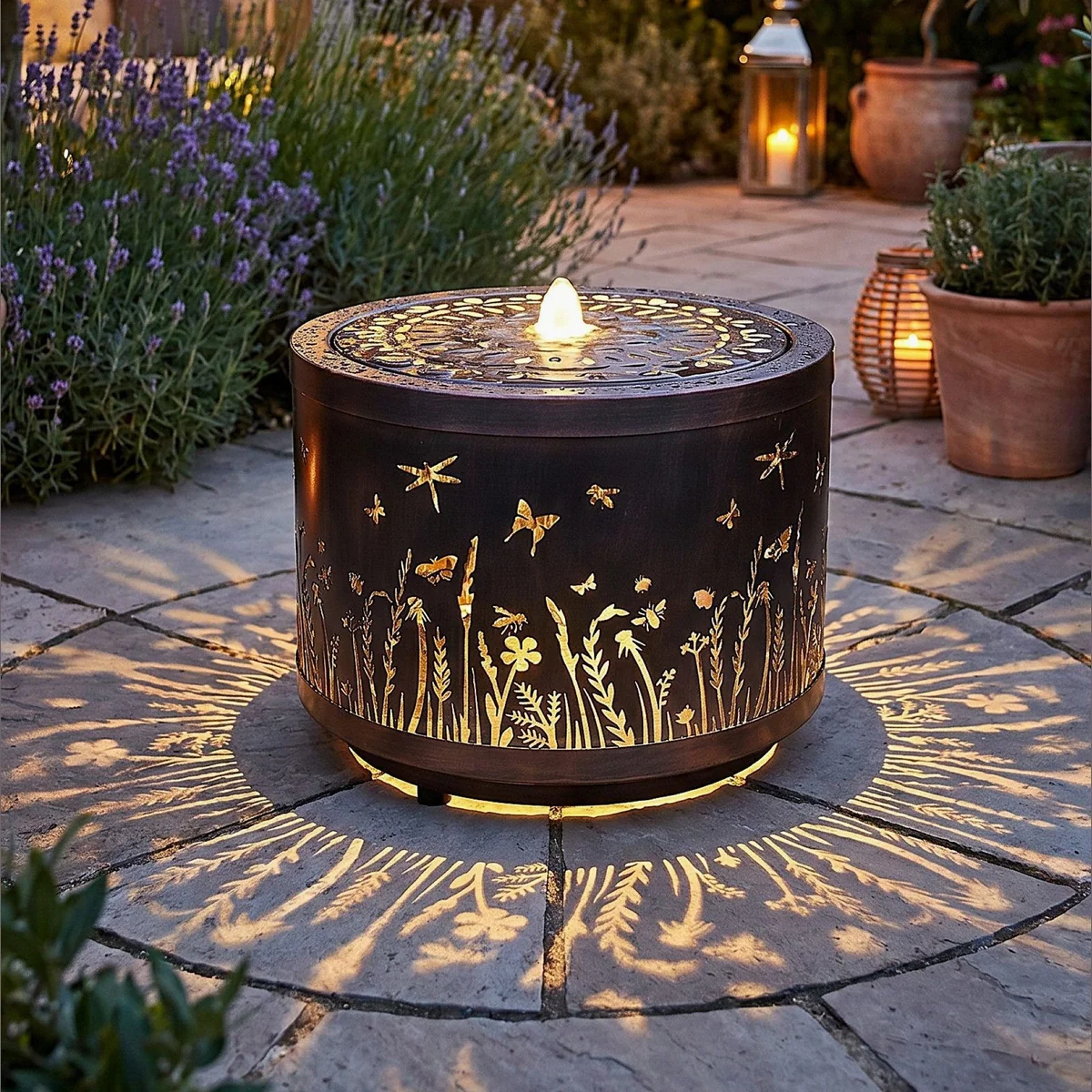 Arnusa Gartenbrunnen BK904, stilvolles Wasserspiel mit LED-Beleuchtung — 45 cm Durchmesser, dekorative Verzierungen, Innen- & Außenbereich