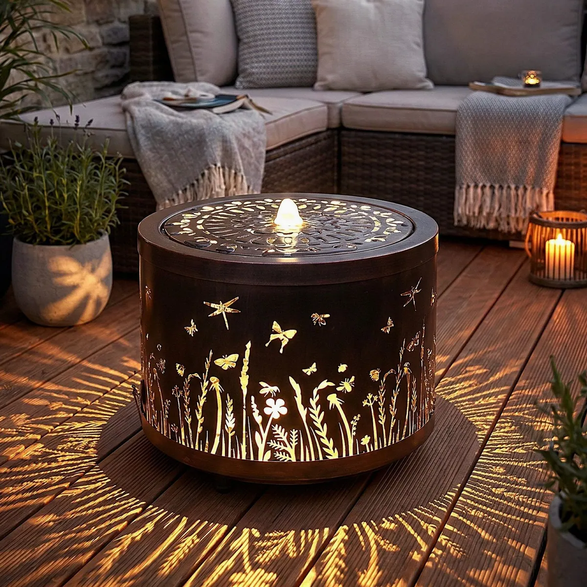 Arnusa Gartenbrunnen BK904, stilvolles Wasserspiel mit LED-Beleuchtung — 45 cm Durchmesser, dekorative Verzierungen, Innen- & Außenbereich 2