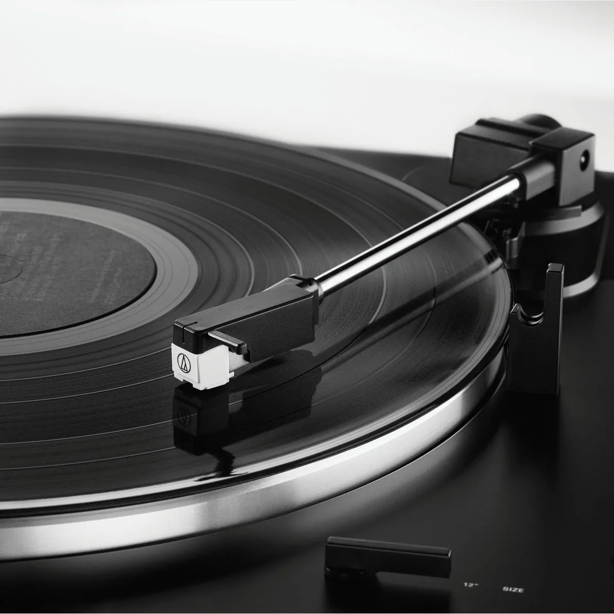 audio-technica AT-LP60XUSBGM, vollautomatischer Plattenspieler mit USB-Funktion 2
