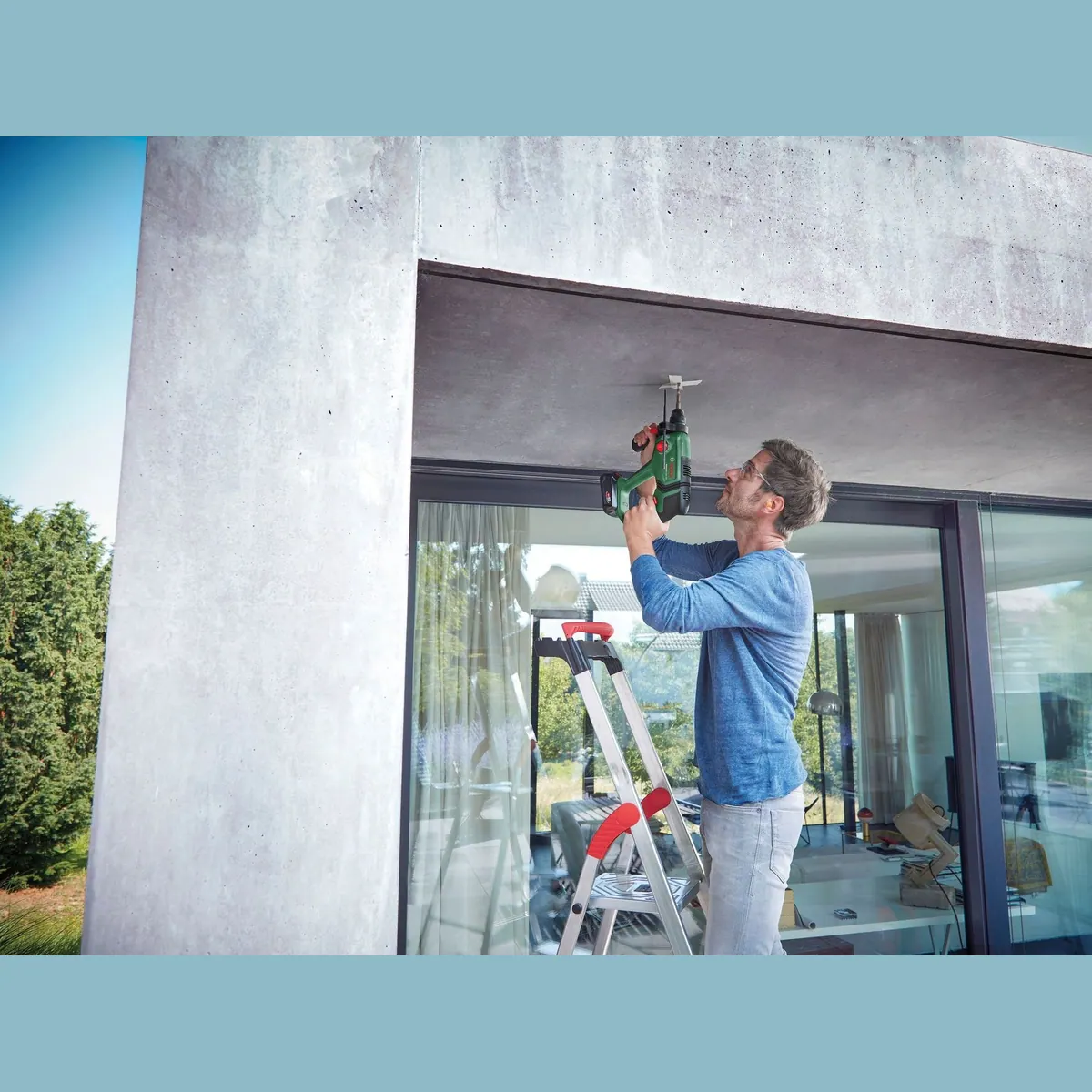 Bosch Home & Garden UniversalHammer, 18V Akku, kompakt und leistungsstark 5