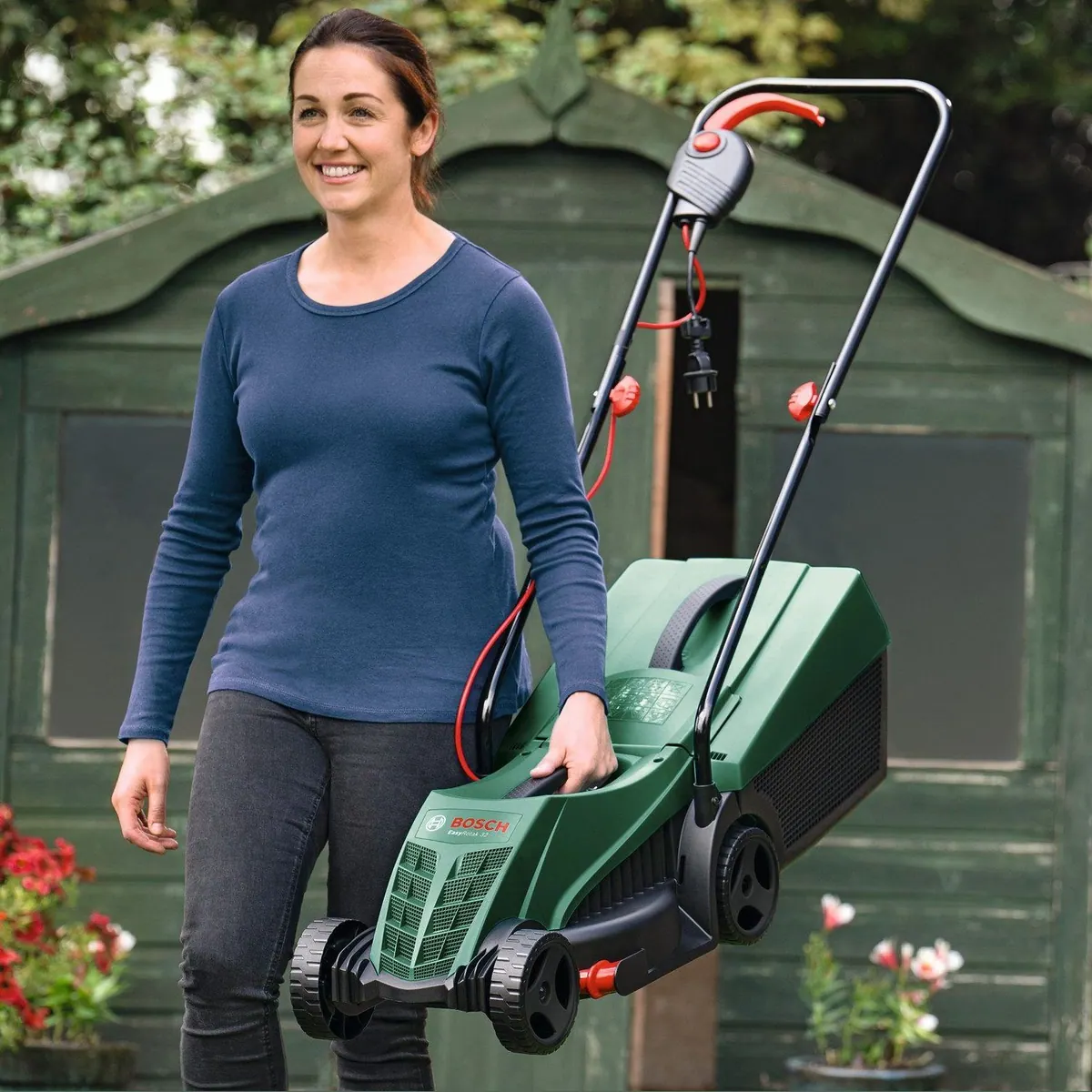 Bosch Home & Garden EasyRotak 32-215, 32 cm Schnittbreite, kraftvoll und handlich 2