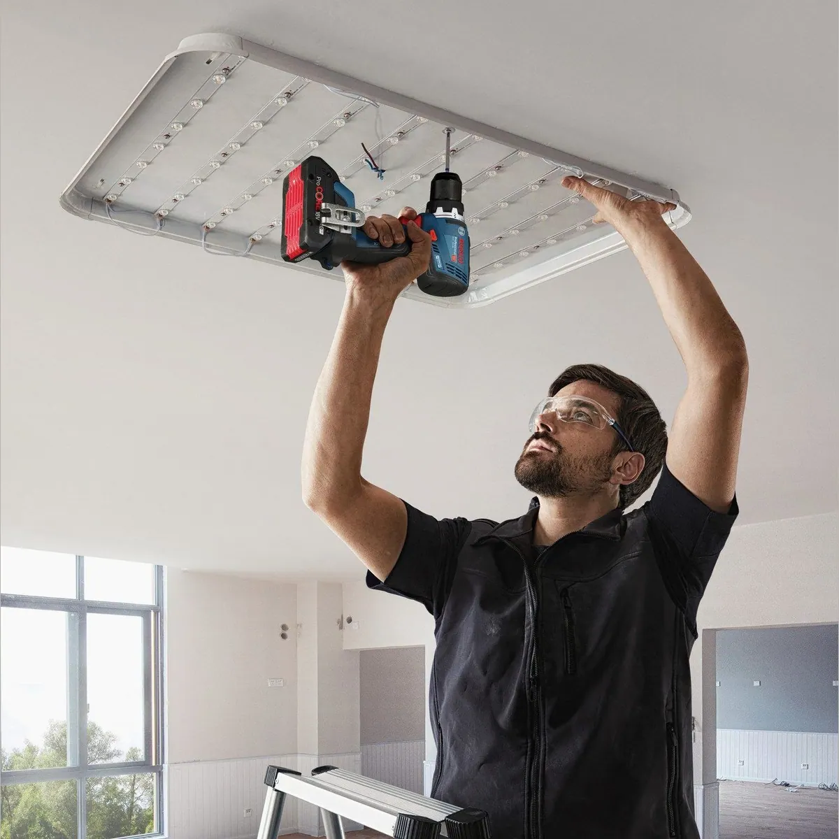 Bosch Professional GSR 18V-65 Akku-Bohrschrauber, hohe Leistung, KickBack Control, inkl. 2x Akku 2