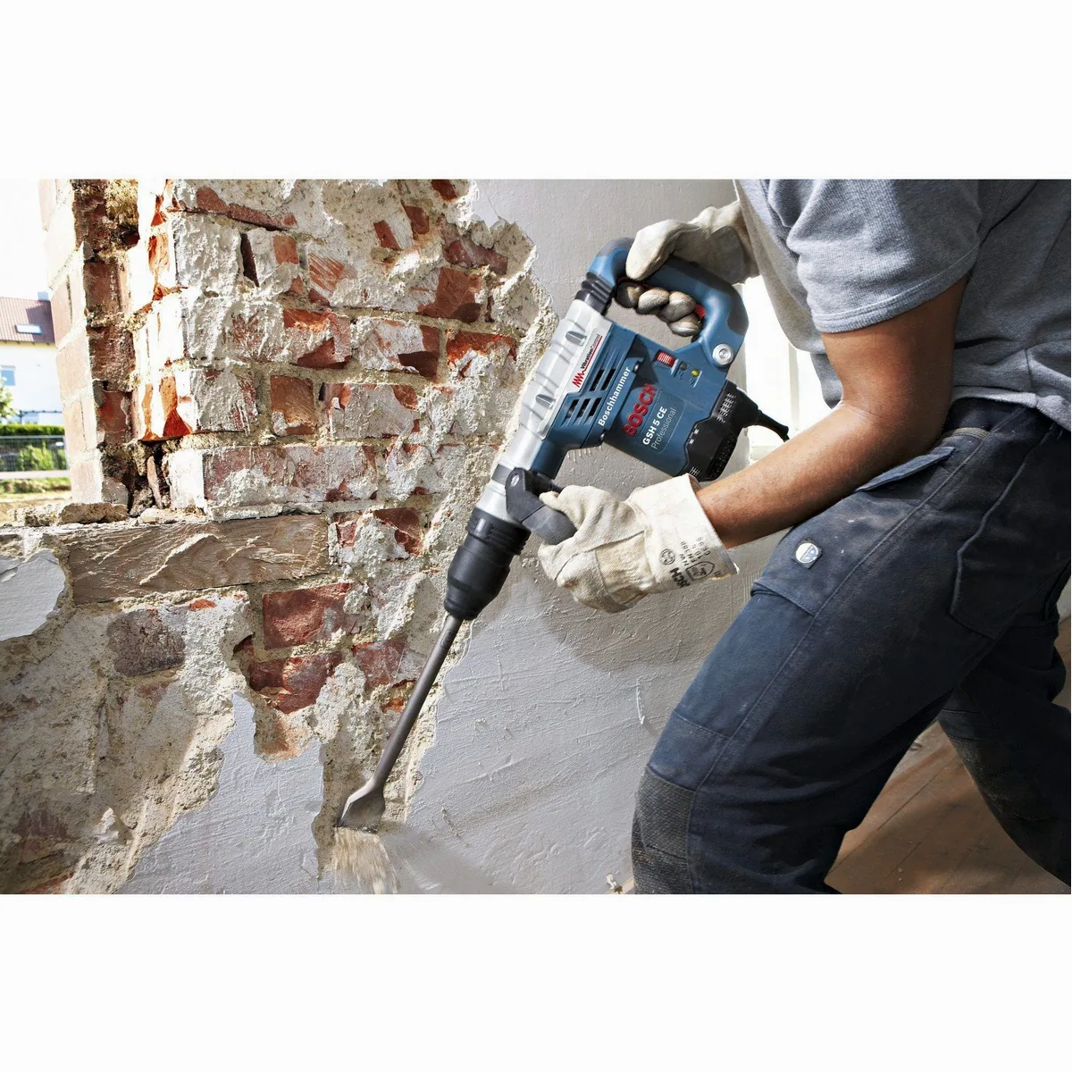 Bosch Professional GSH 5 CE, leistungsstarker Schlaghammer mit Vibration Control 4