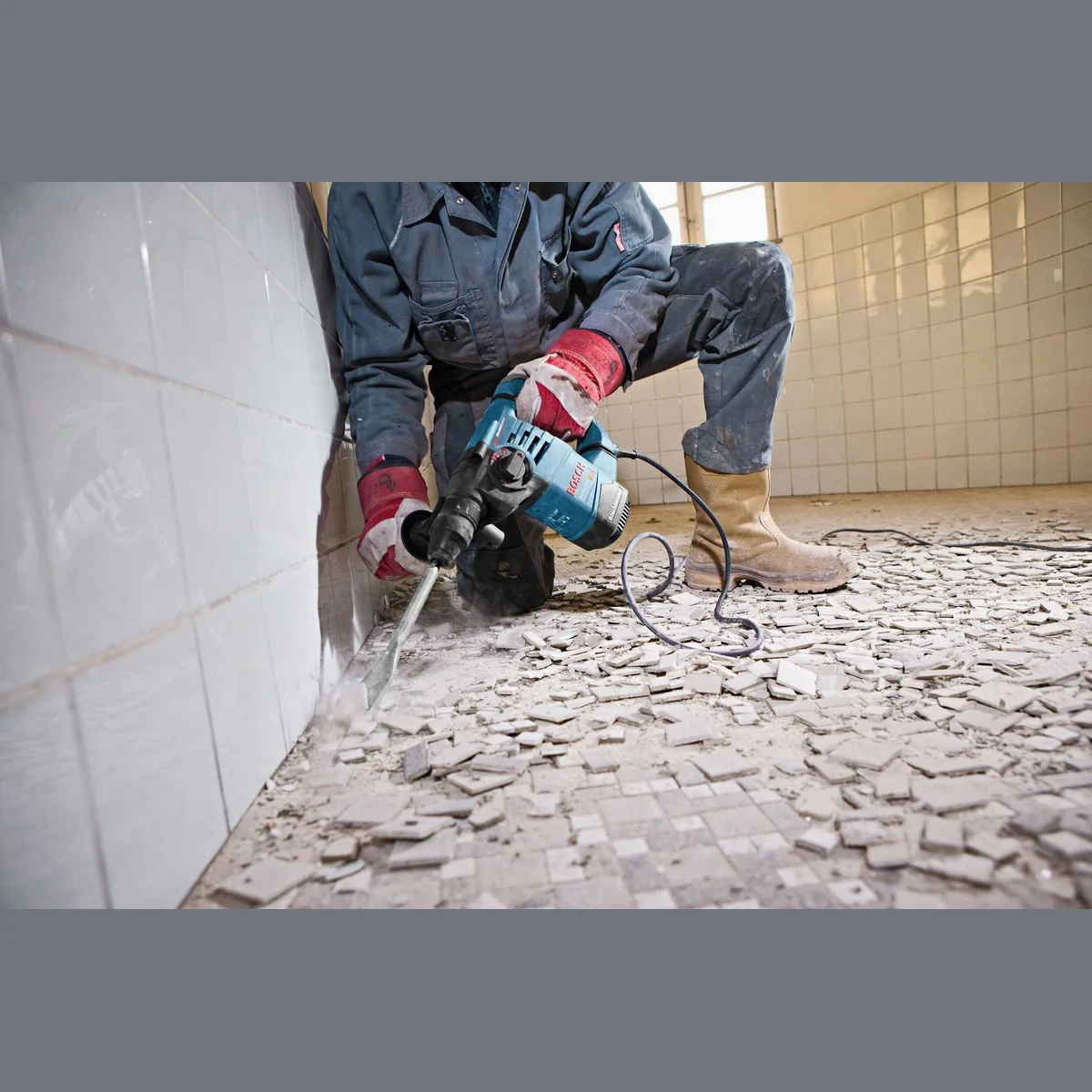 Bosch Professional Bohrhammer GBH 3-28 DFR, hohe Meißelleistung, geringe Vibration 5