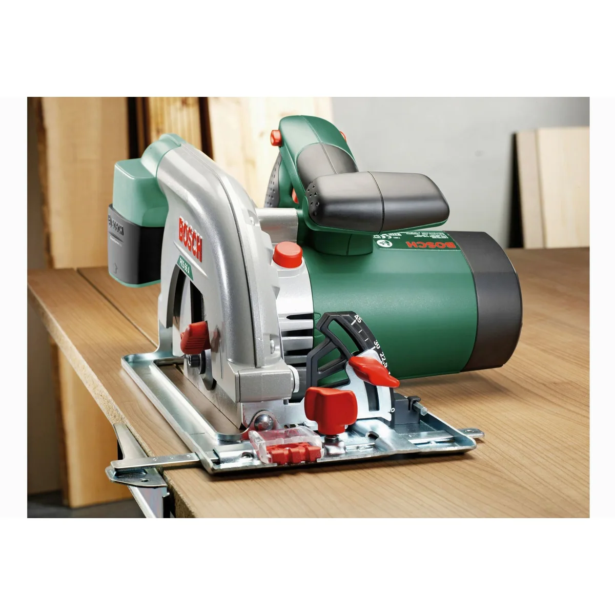 Bosch Home & Garden Handkreissäge PKS 66 A, kraftvoll und präzise für Holzarbeiten 5