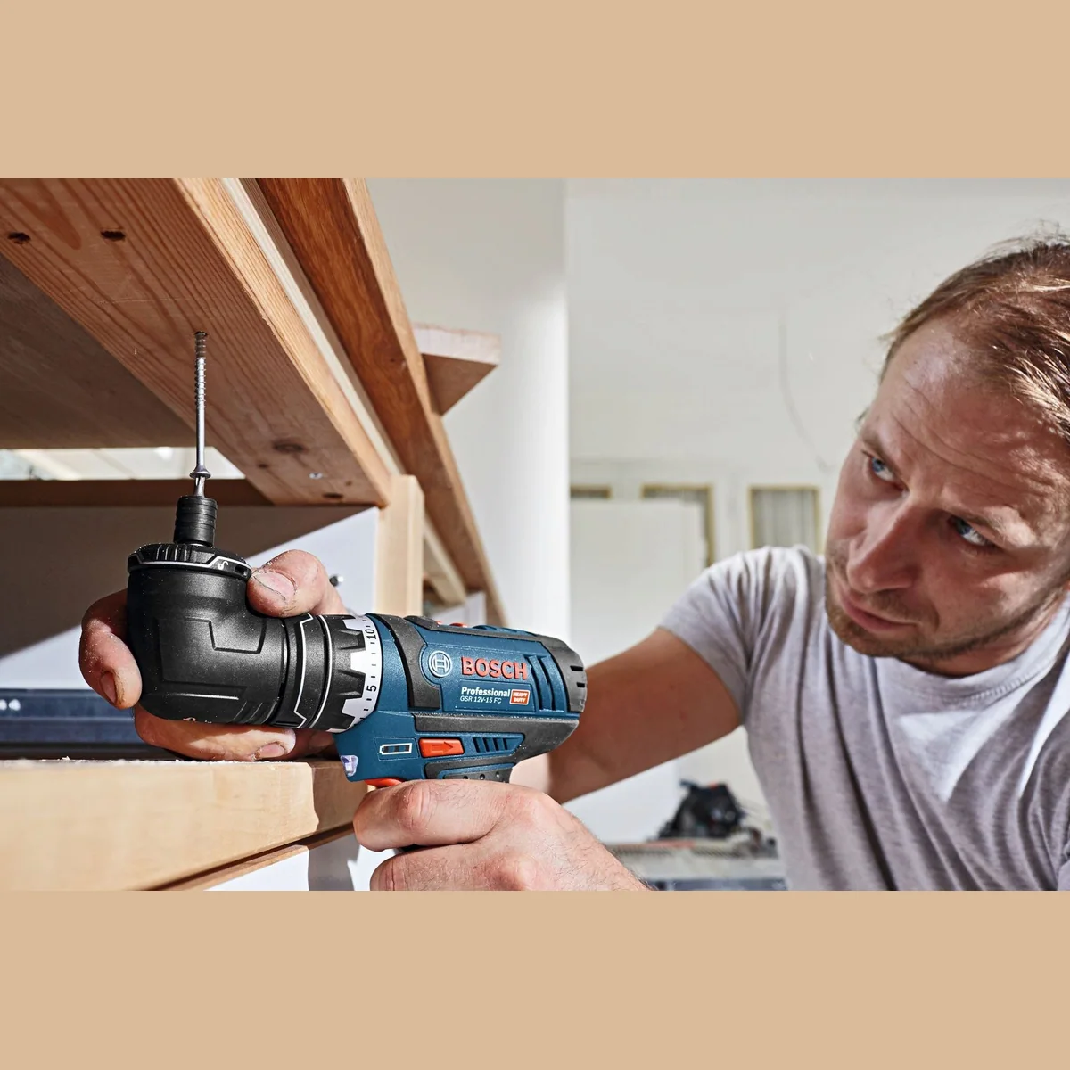 Bosch Professional GSR 12V-15 Akku-Bohrschrauber, 1300 U/min, inkl. 2 Akkus und Zubehör 2