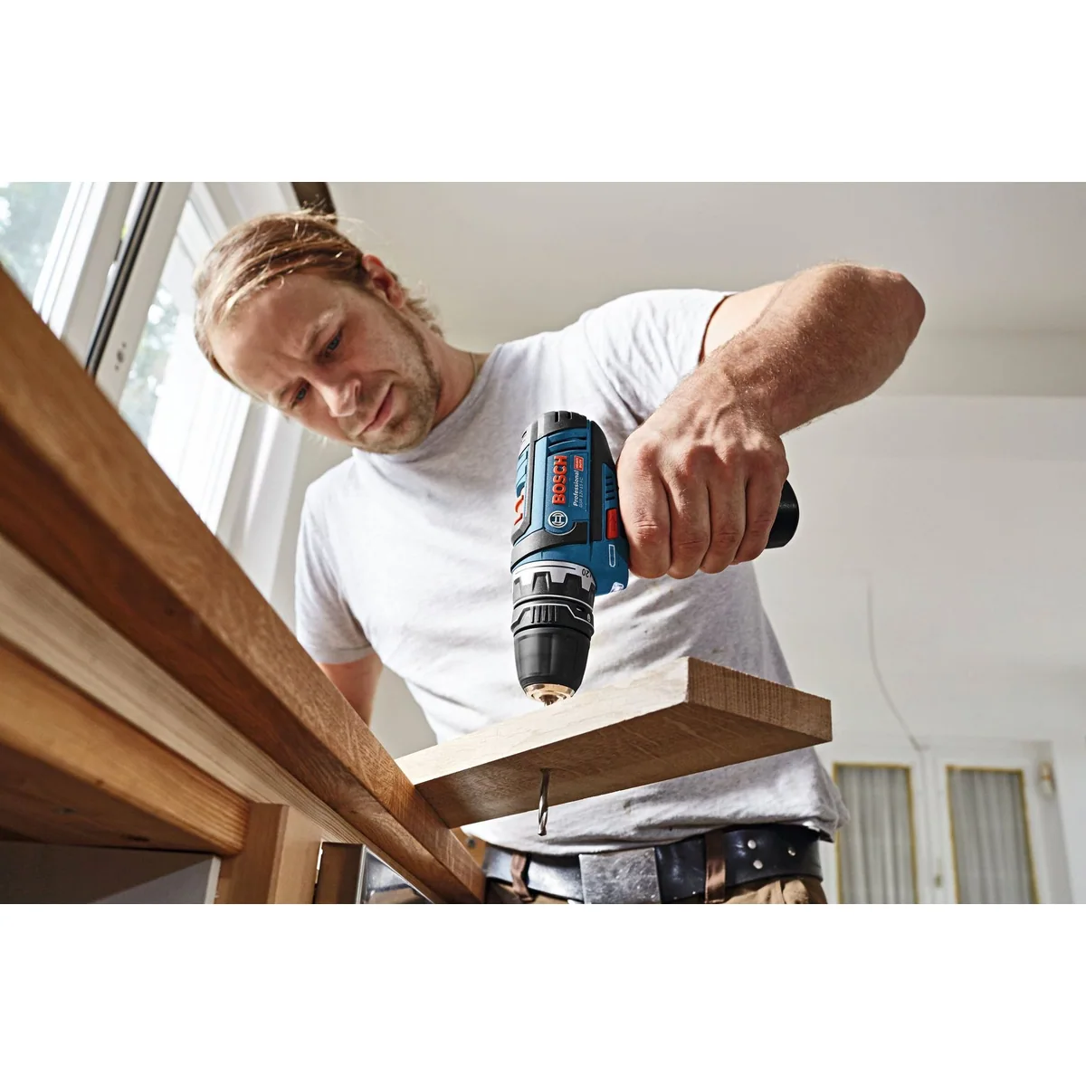Bosch Professional GSR 12V-15 Akku-Bohrschrauber, 1300 U/min, inkl. 2 Akkus und Zubehör 3