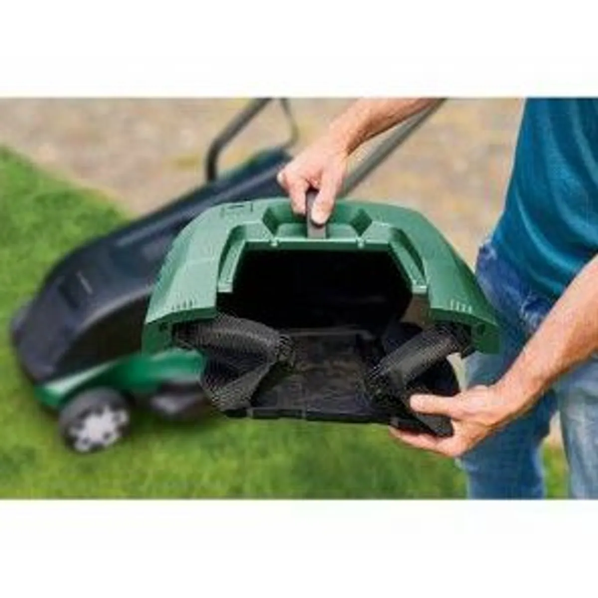 Bosch UniversalRotak 550 Rasenmäher, kraftvoll, leicht und präzise 4