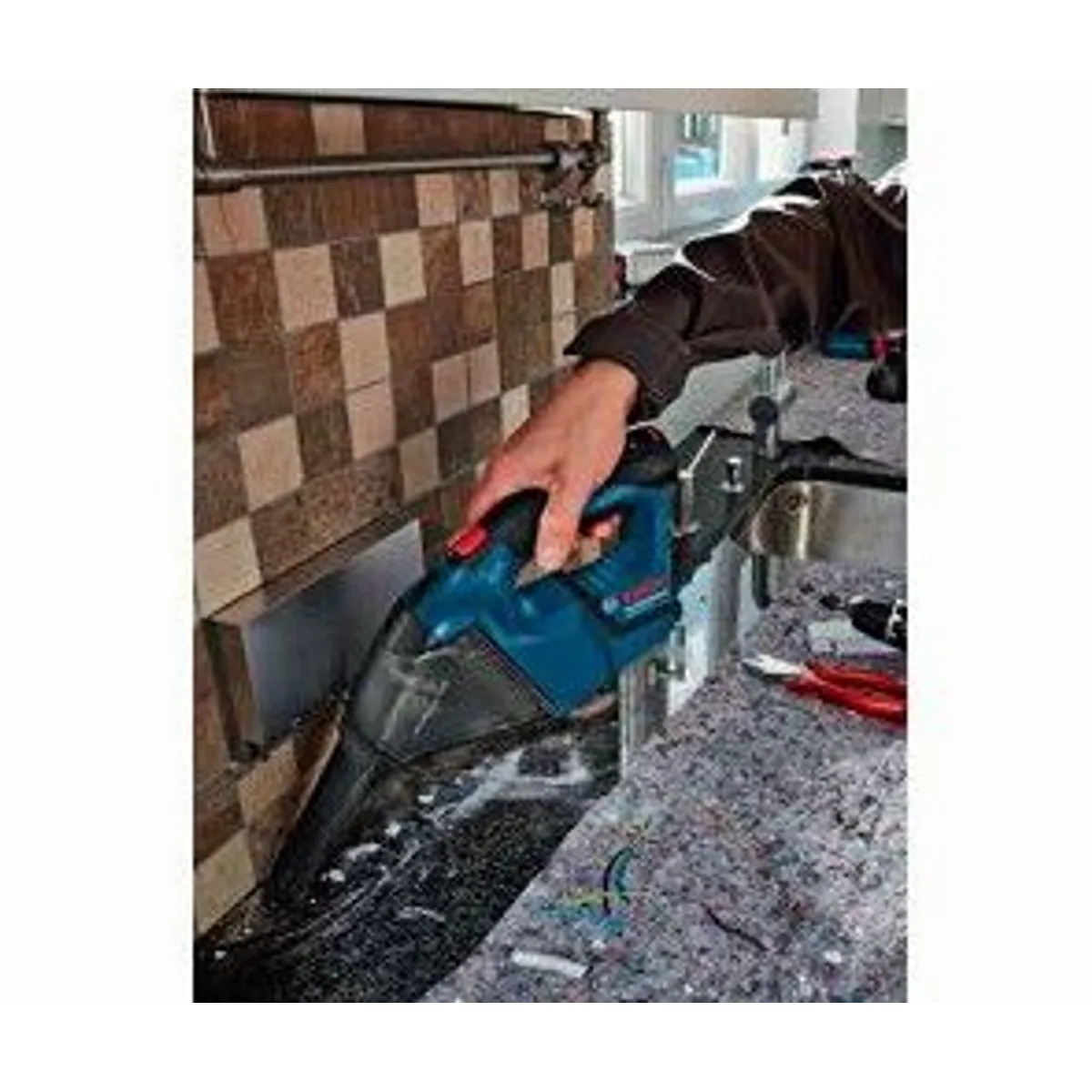 Bosch GAS 12V-LI Akku-Staubsauger, 12V, 3,0Ah, kompakt und leistungsstark 4