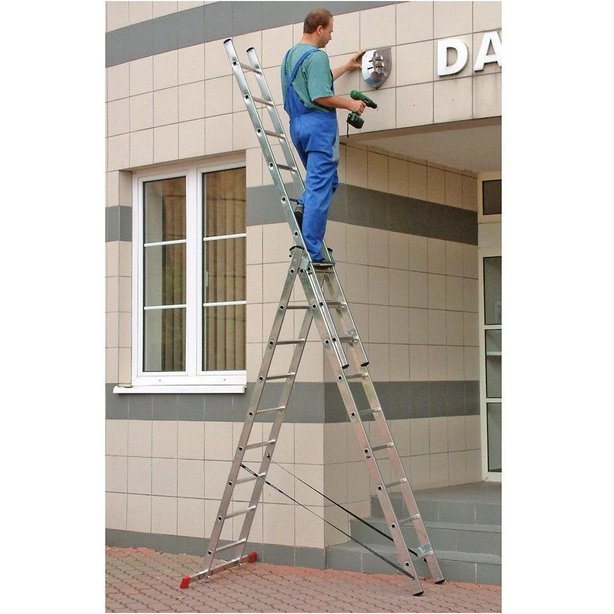 BRB-Lagertechnik Vielzweckleiter Aluminium, 3x 9 Sprossen, hohe Tragkraft und Flexibilität 2