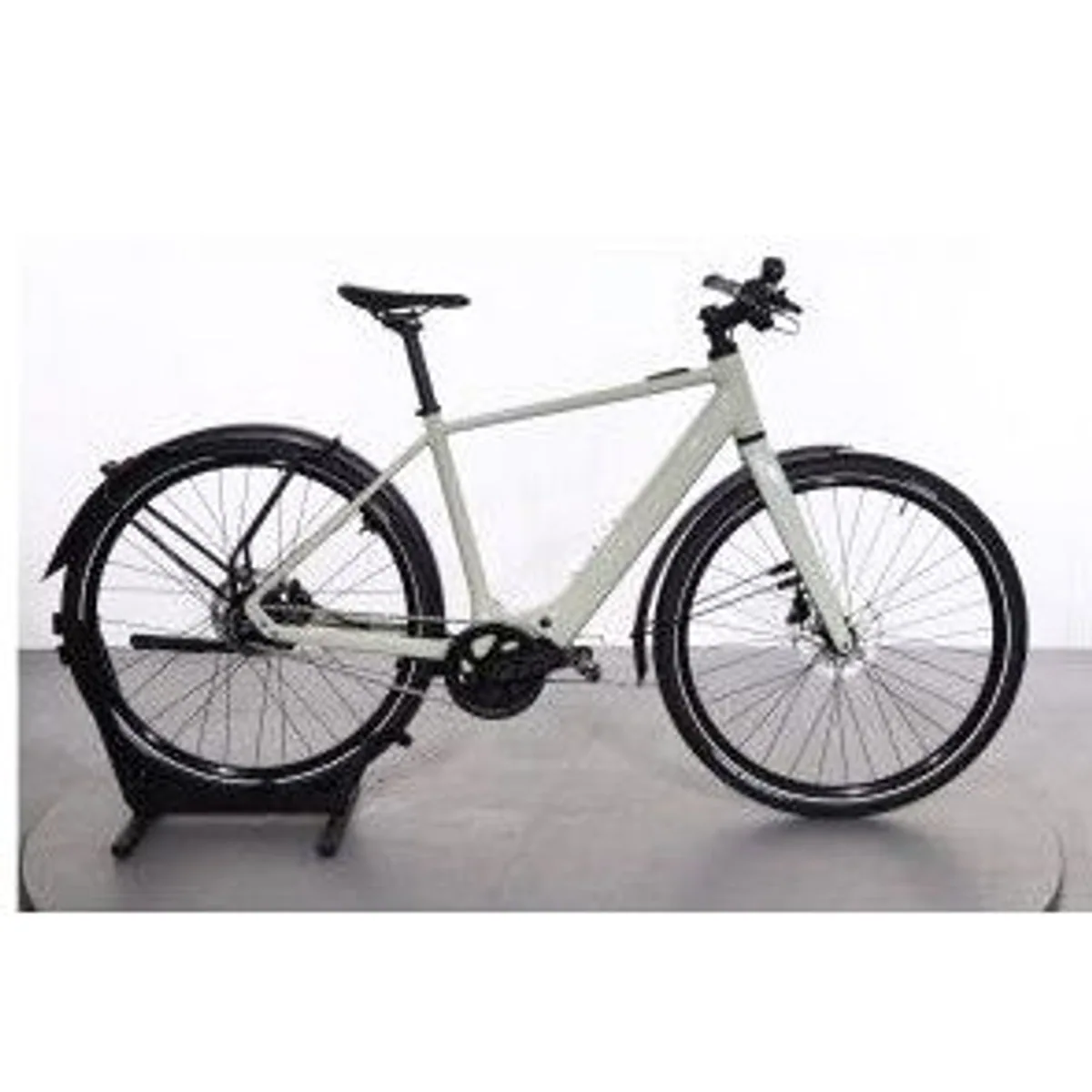 Cube Editor Hybrid Pro FE 400X, leistungsstarker Antrieb, modernes Design, vielseitige Nutzung 4
