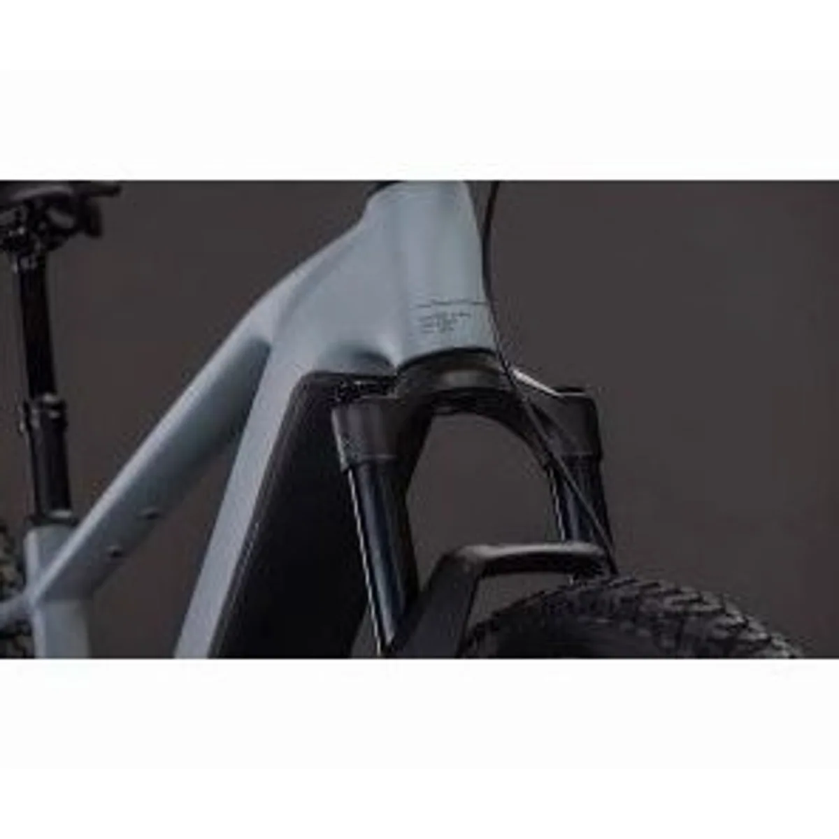 Cube Reaction Hybrid Race 800, leistungsstarker E-Mountainbike mit 29" Rädern und robustem Design 3