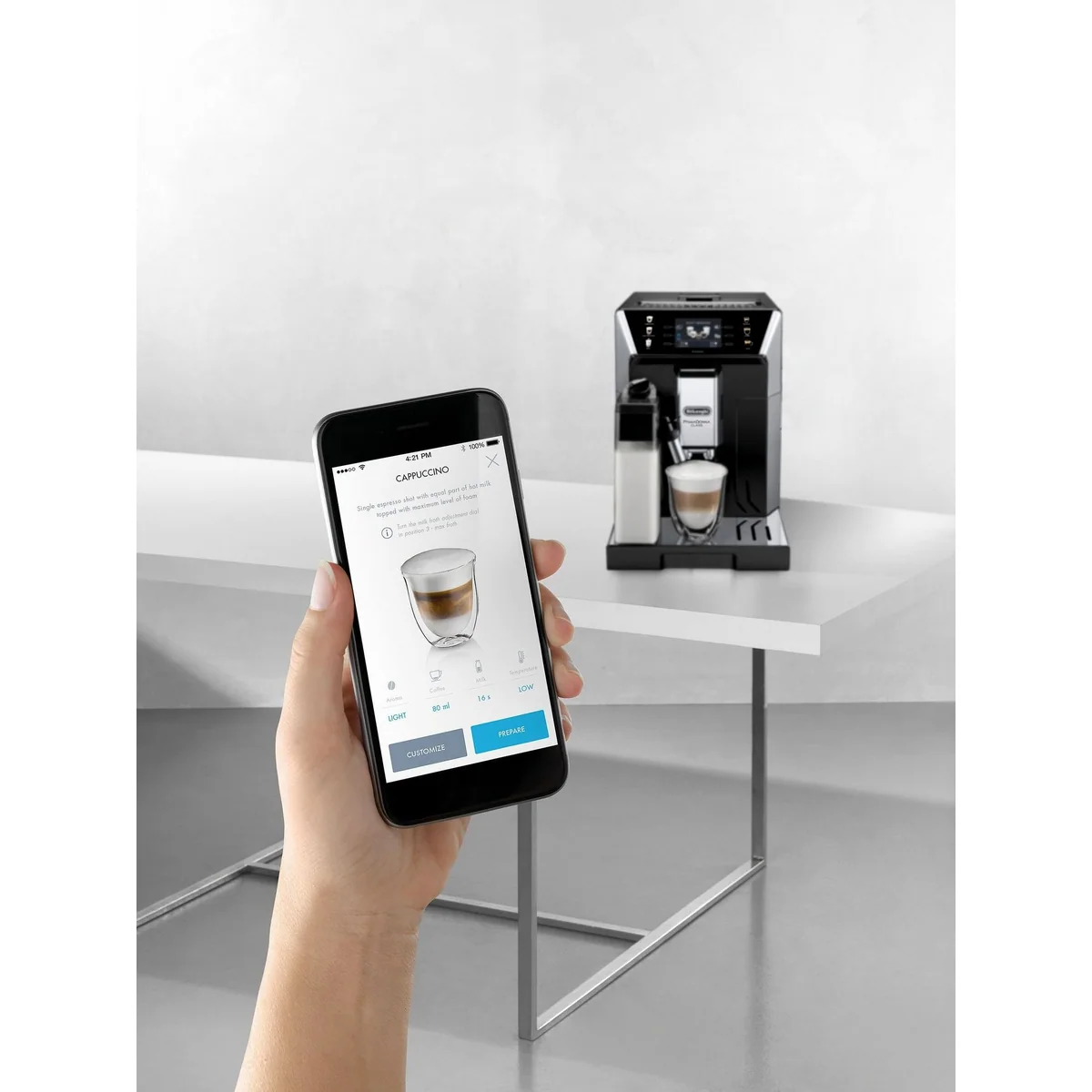 De'Longhi PrimaDonna Class ECAM550.65.SB, perfekter Milchschaum, 5 Kaffeestärken, 3,5'' Farbdisplay 5