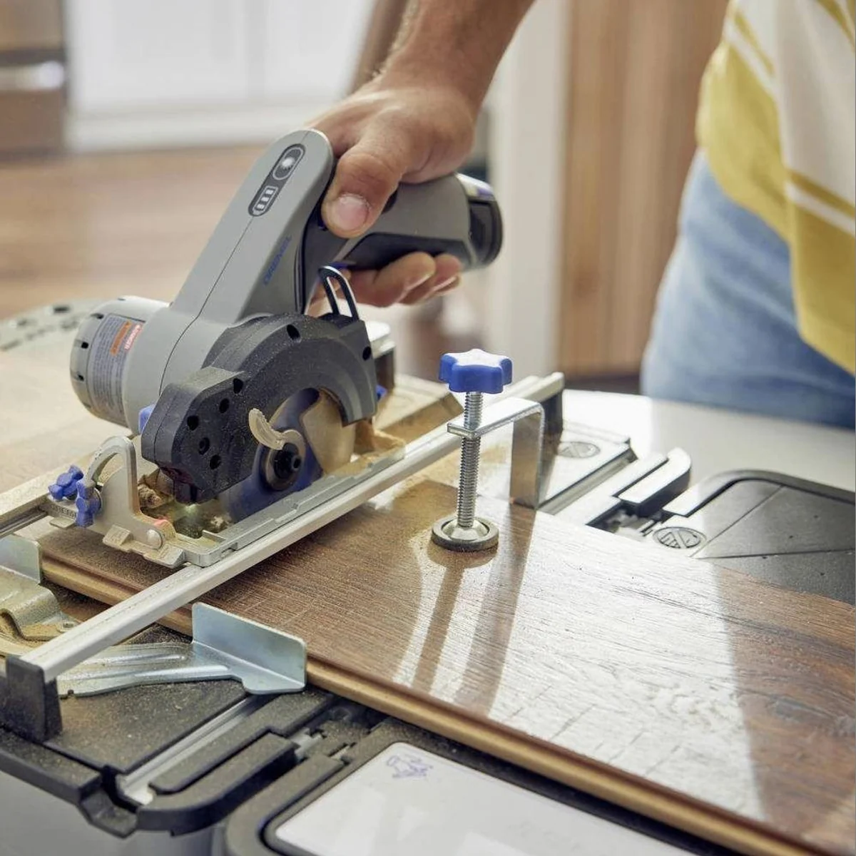 DREMEL F013CS12JM Gehrungssäge, präzise Laserführung, kompakte Multifunktions-Sägestation 4