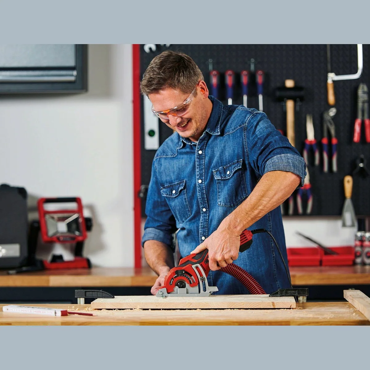 Einhell TC-CS 89 Mini-Handkreissäge, 600 Watt, werkzeuglose Einstellung 2