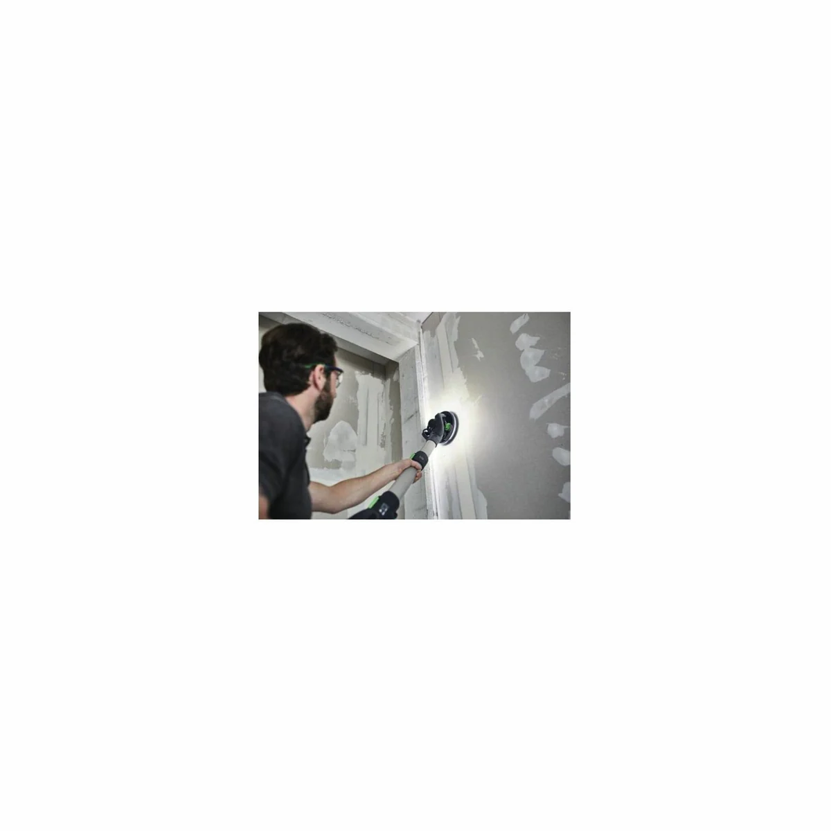 FESTOOL PLANEX LHS 2 225 EQI-Plus, integriertes LED-Licht, ergonomischer T-Griff, variable Arbeitslänge 3