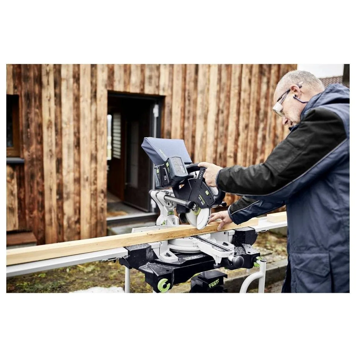 FESTOOL KSC 60 EB-Basic Akku-Kapp-Zugsäge, präzise Schnitte, kabellose Freiheit, kompakte Bauweise 5
