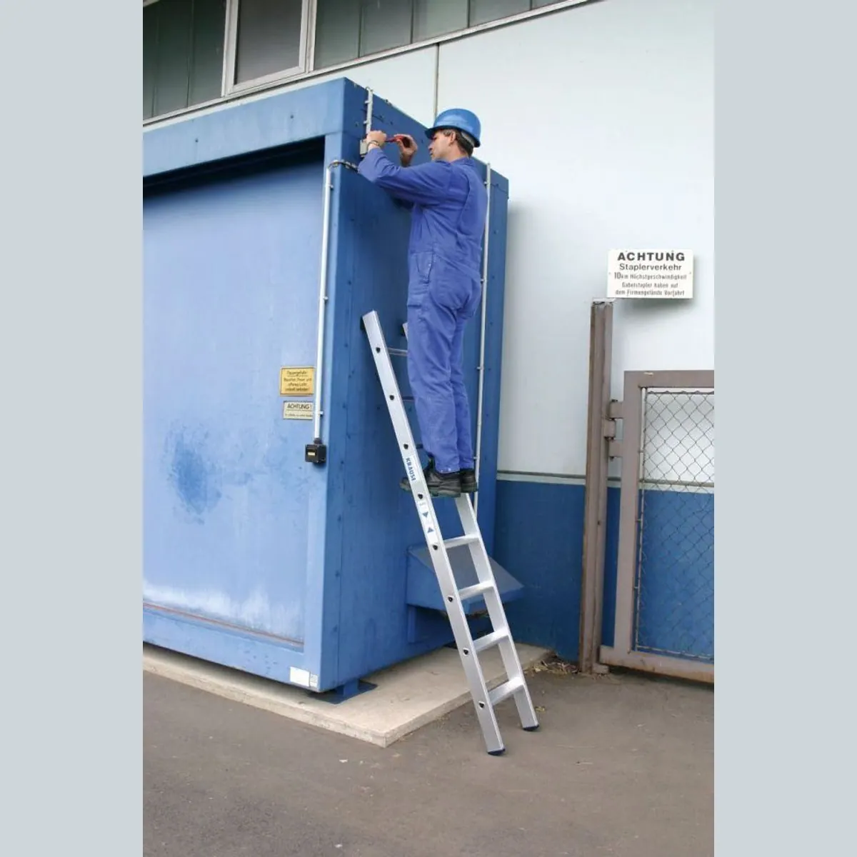 KRAUSE Aluminium Anlegeleiter STABILO +S, 3,15 m Höhe, stabil und leicht 2
