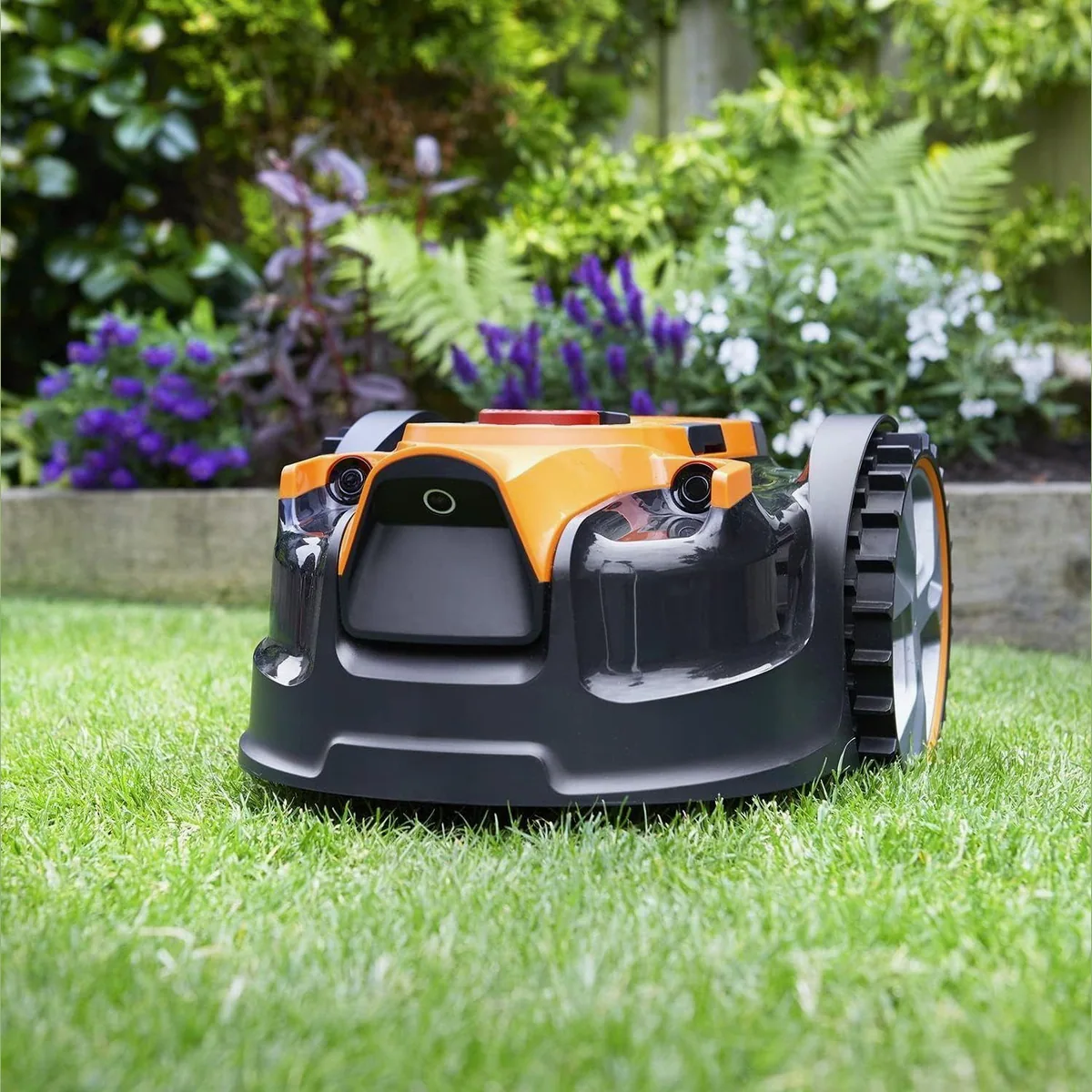 Lawnmaster VBRM16 OcuMow Mähroboter, kabellos, Hindernisvermeidung, Geräuscharm 3