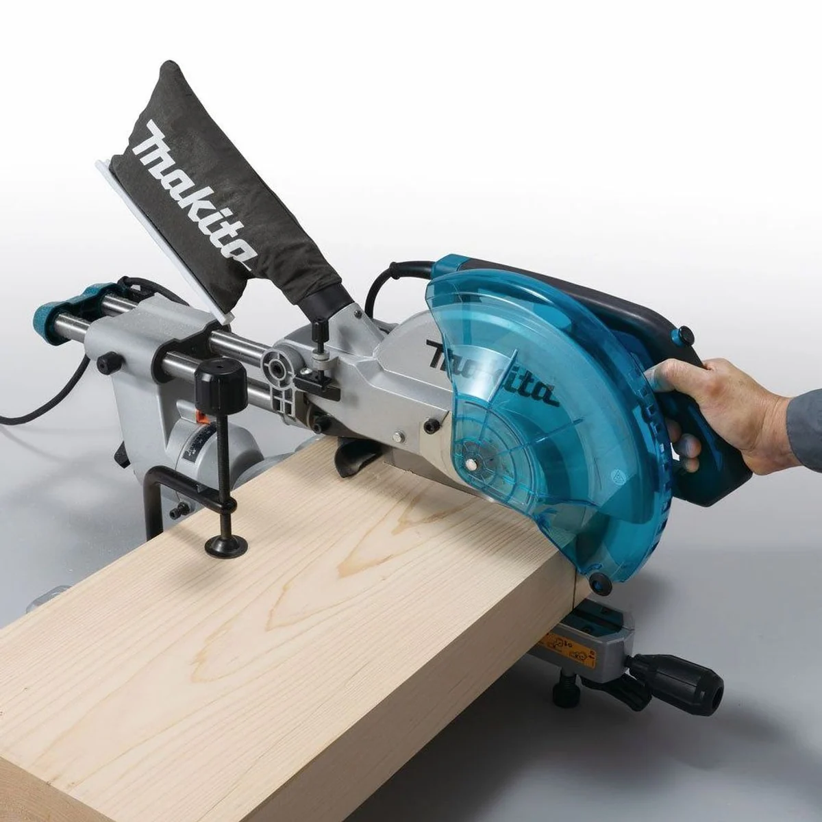 Makita LS1110F Kapp- und Gehrungssäge, präzise Schnitte bis 310 mm, 1.450 W 2