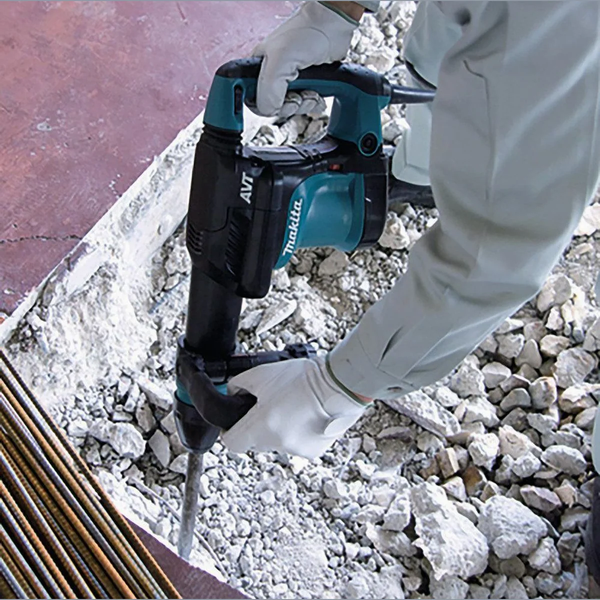 Makita HM0871C Abbruchhammer, 1110 Watt, SDS Max, inkl. Aufbewahrungskoffer 3