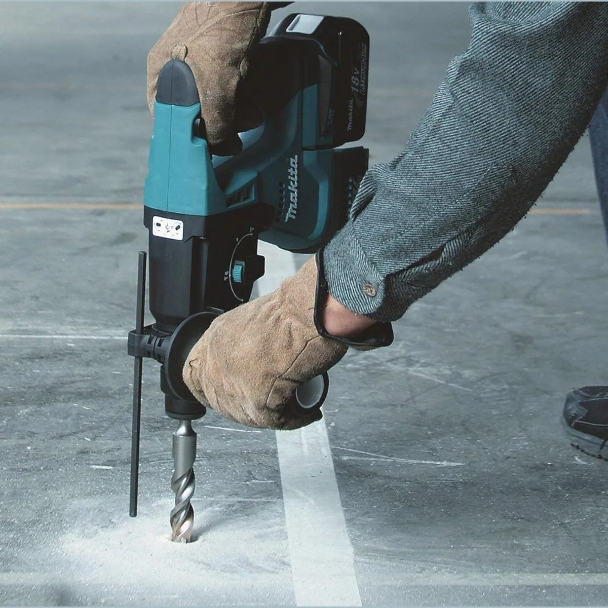 Makita DHR243RTJ Kombihammer, hohe Schlagkraft, inkl. Akku und Zubehör 2