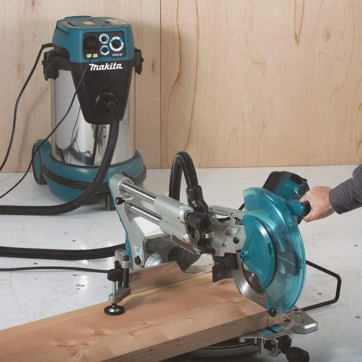 Makita LS1019L Kapp- und Gehrungssäge, 1.510 W, präzise Schnitte — 260 mm, Laserlinie, kompakte Bauweise 3
