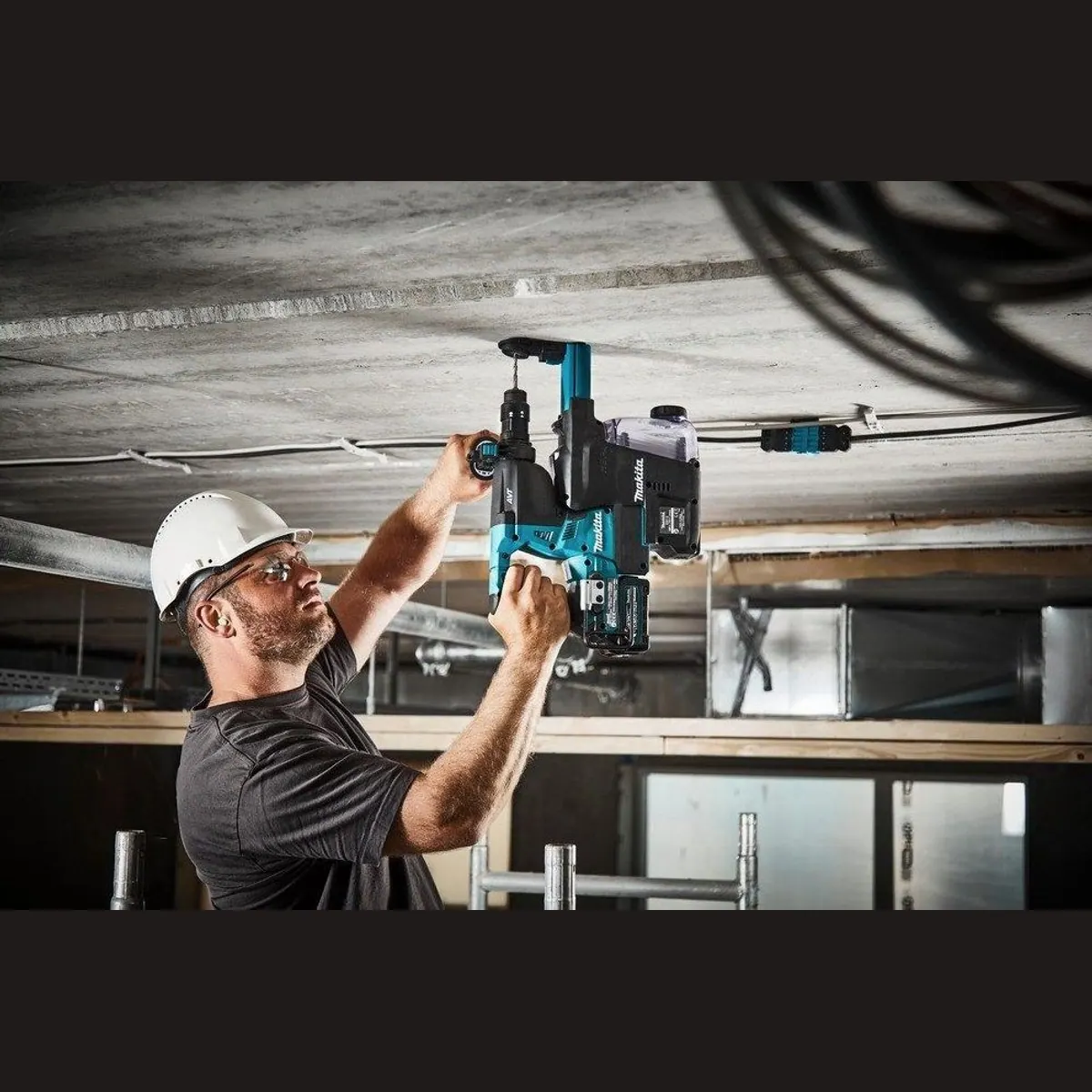 Makita Akku-Kombihammer XGT HR004GM201, 40 V, SDS-PLUS, 28 mm — leistungsstark, vibrationsarm, vielseitig einsetzbar 5