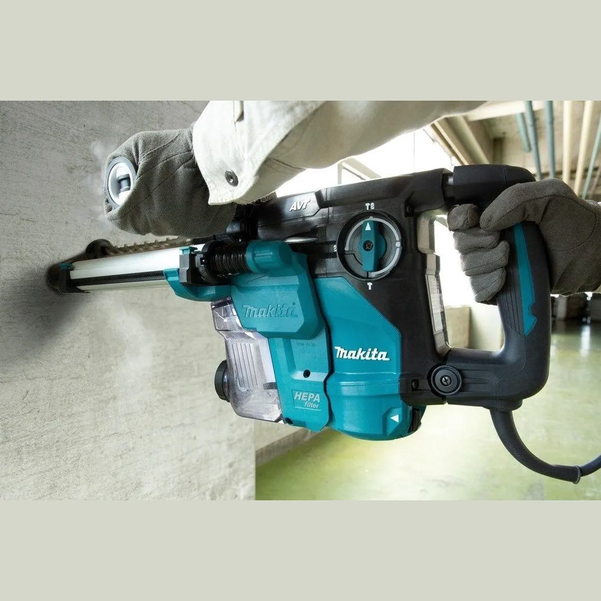 Makita HR3011FCJ Kombihammer SDS-PLUS, 1.050 W, 30 mm Bohrleistung — Anti-Vibrations-Technologie, LED-Beleuchtung, kompakte Bauform 4