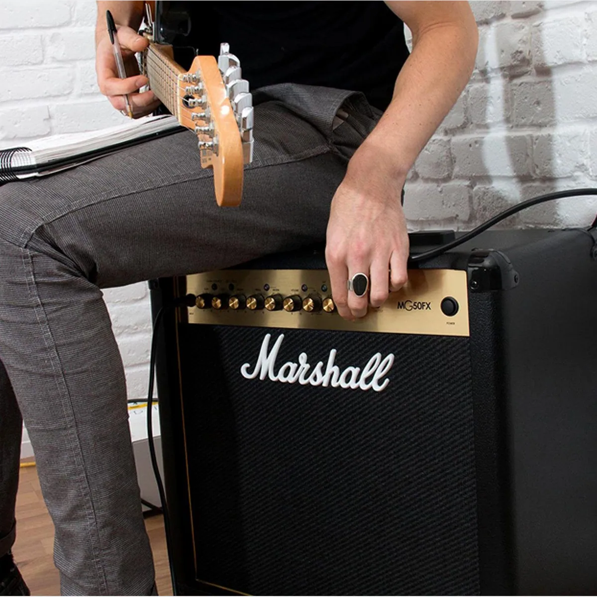 Marshall MG50FX Combo-Gitarrenverstärker, 4 Kanäle, 50 W Leistung 4