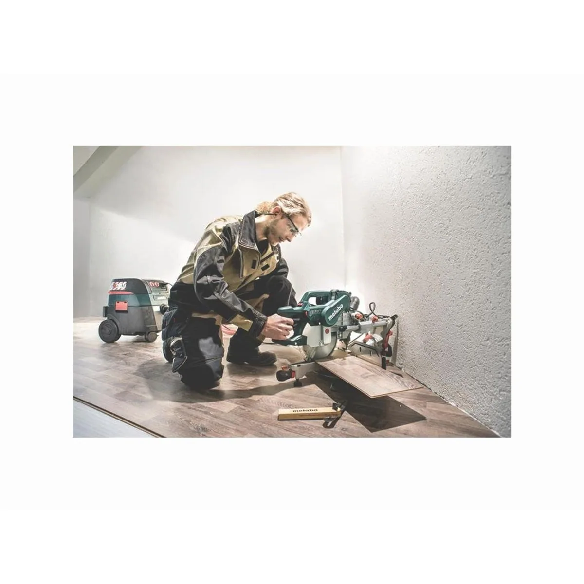 Metabo KGSV 72 Xact SYM Kapp- und Gehrungssäge, präzise Zuschnitte, kraftvoll und vielseitig 2