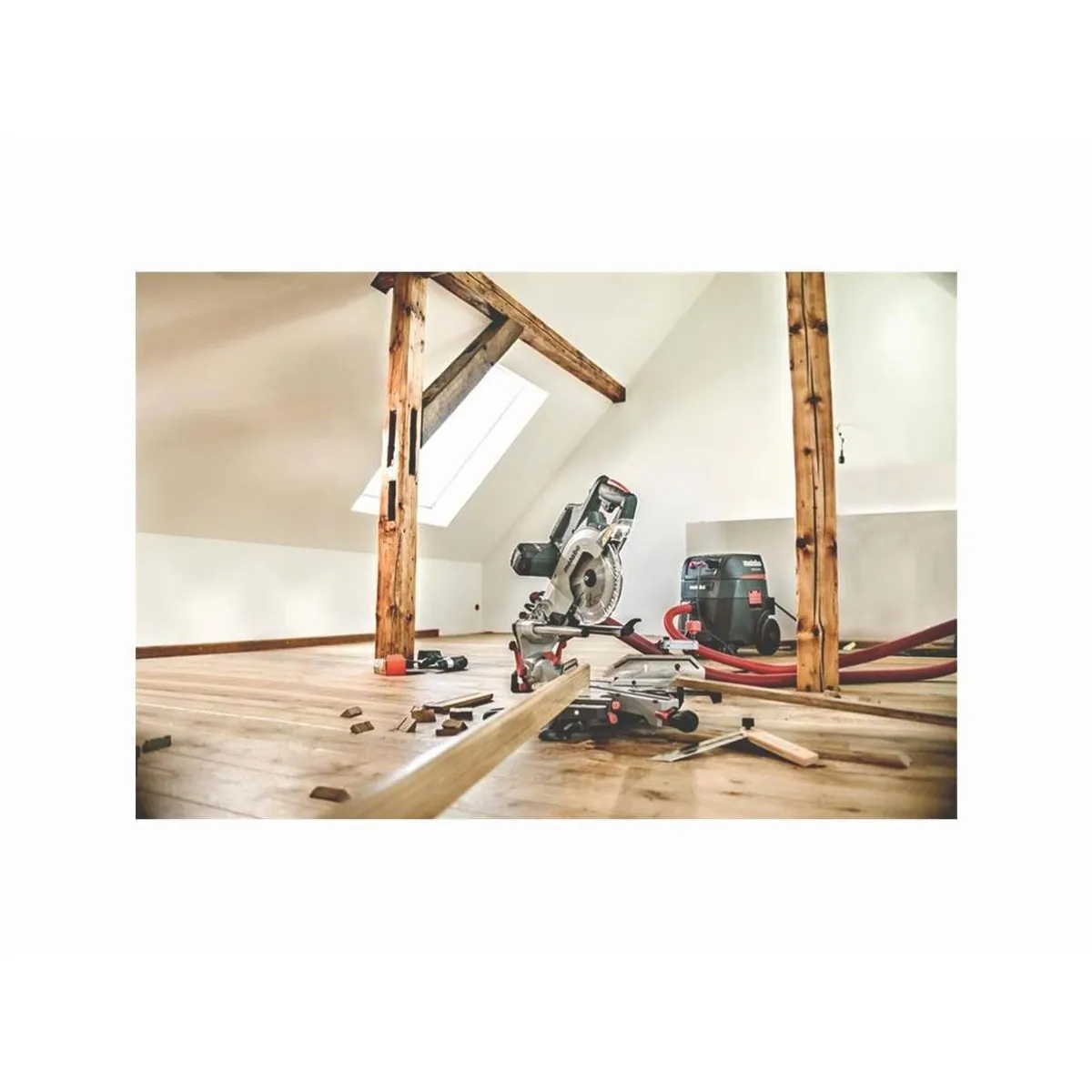 Metabo KGSV 72 Xact SYM Kapp- und Gehrungssäge, präzise Zuschnitte, kraftvoll und vielseitig 3