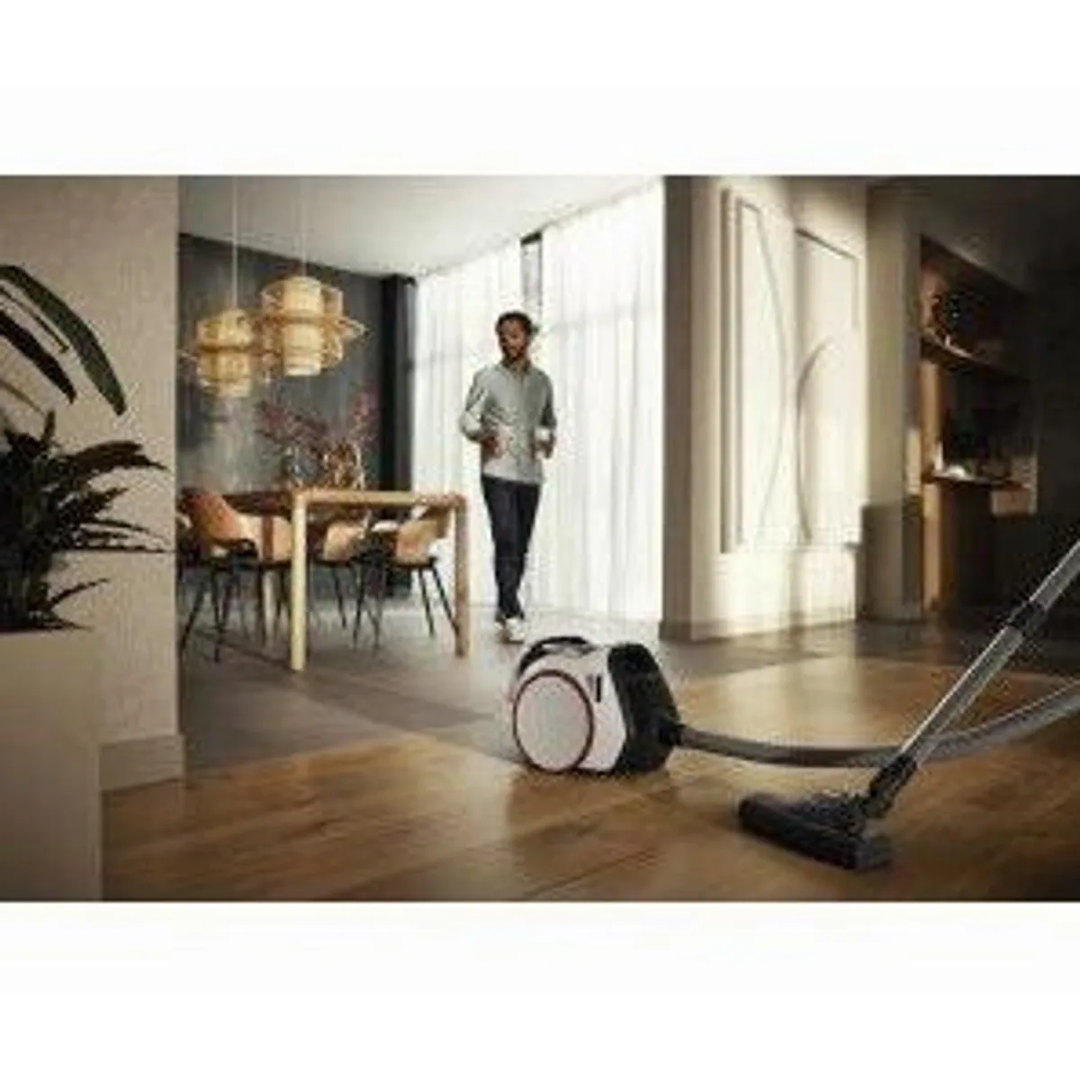 Miele Boost CX1 white & red, kompakter Staubsauger, hohe Saugleistung, beutellos 5