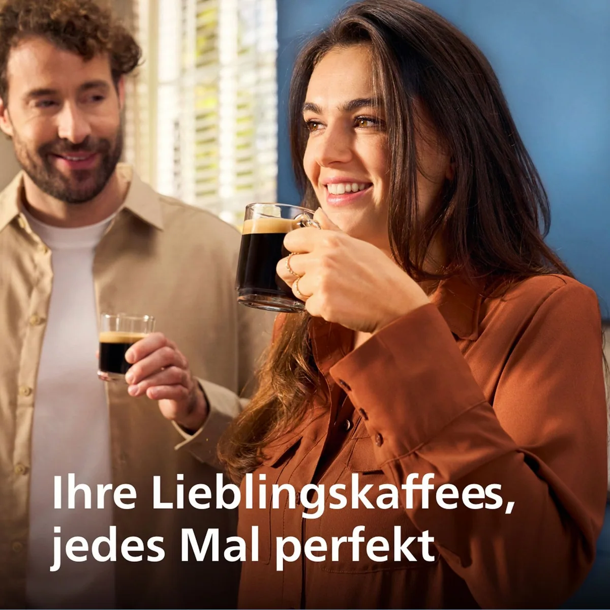 Philips EP2220/10 Kaffeevollautomat, 2 Kaffeespezialitäten, Panarello Milchschäumer, anpassbare Aromastärke 4