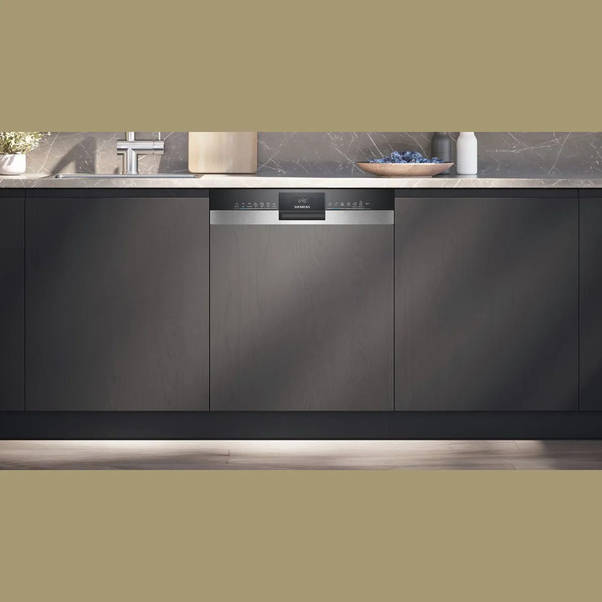 SIEMENS iQ300 SN53ES22CE Geschirrspüler, 14 Maßgedecke, automatische Türöffnung, flexible Körbe 3