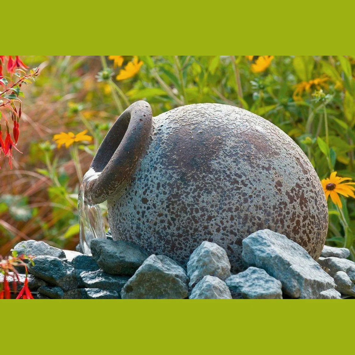 Ubbink Gartenbrunnen Orange, dekorativ und funktional — inklusive Pumpe und Becken