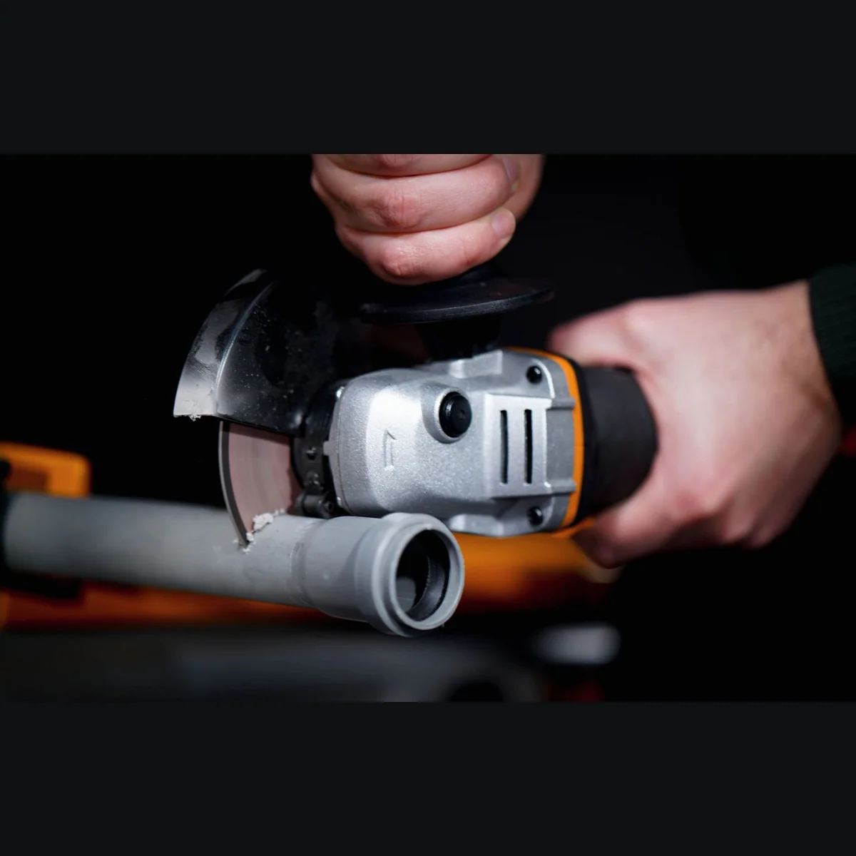 Worx WX803 Akku-Winkelschleifer, 125 mm Scheiben, elektronische Anti-Rückschlag-Technologie 2