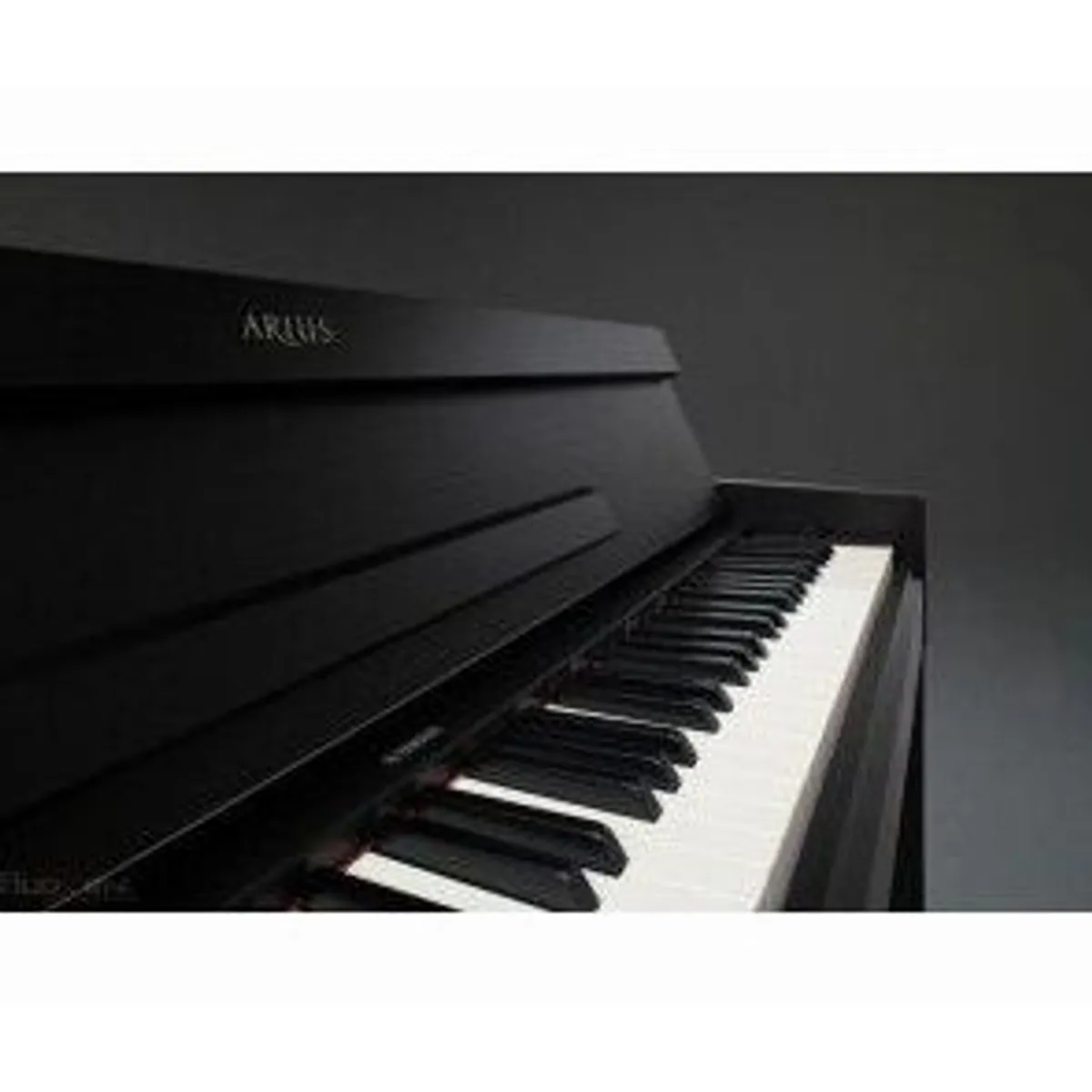 Yamaha ARIUS YDP-105 Digitalpiano, 88 Tasten, elegante weiße Ausführung 4
